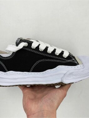 Black maison mihara Canvas Low-Top Sneakers with White Sole